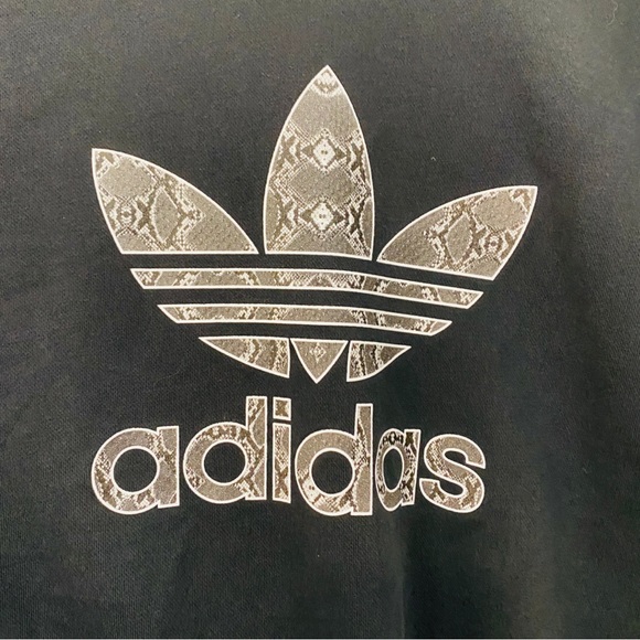 adidas | Black Crewneck w/ Snakeskin Logo - Picture 2 of 2